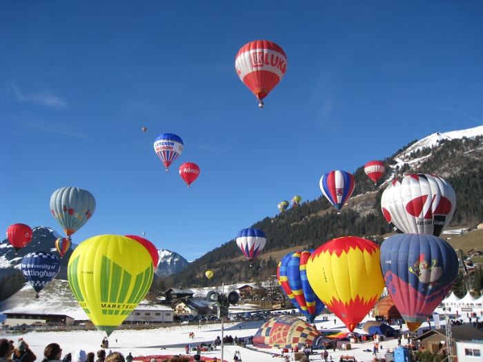 Ballons_ChateaudOex_Ixus_244