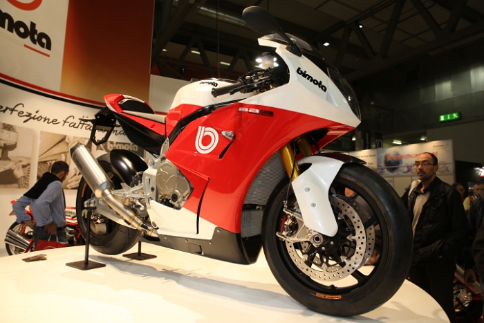 EICMA_2013_Motos_055