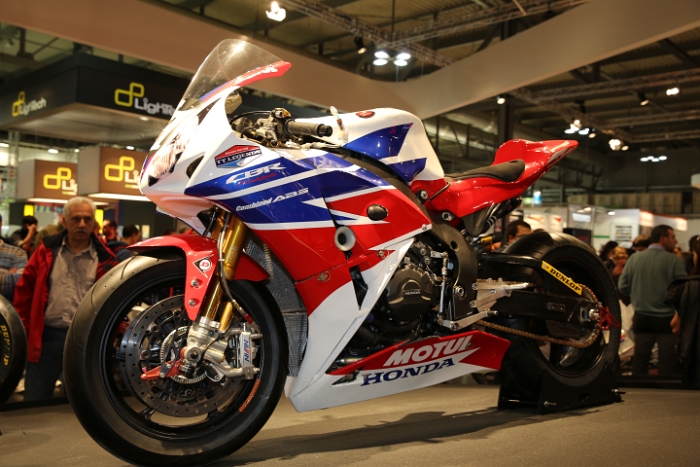 EICMA_2013_Motos_112