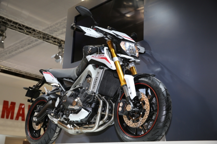 EICMA_2013_Motos_160