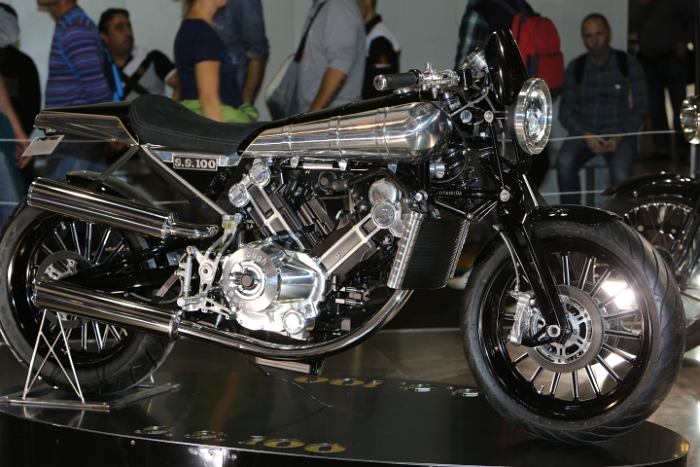 EICMA_2013_Motos_184