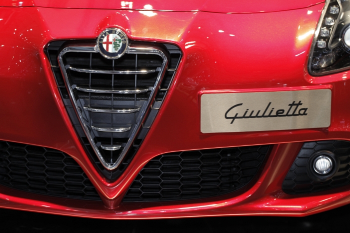 Alfa_Romeo_083